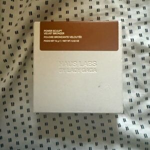 Haus Labs By Lady Gaga Power Sculpt Velvet Bronzer - Medium 7